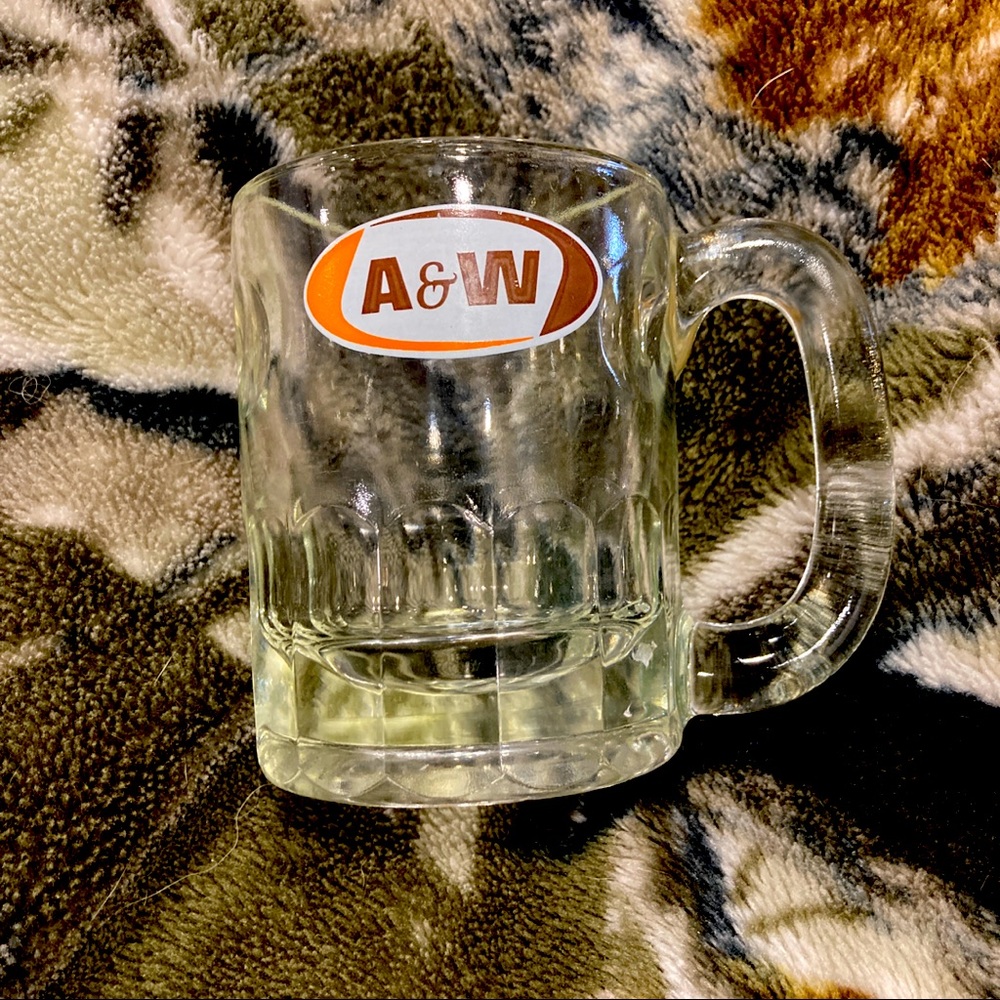 Vintage small drink sized A&W mug
